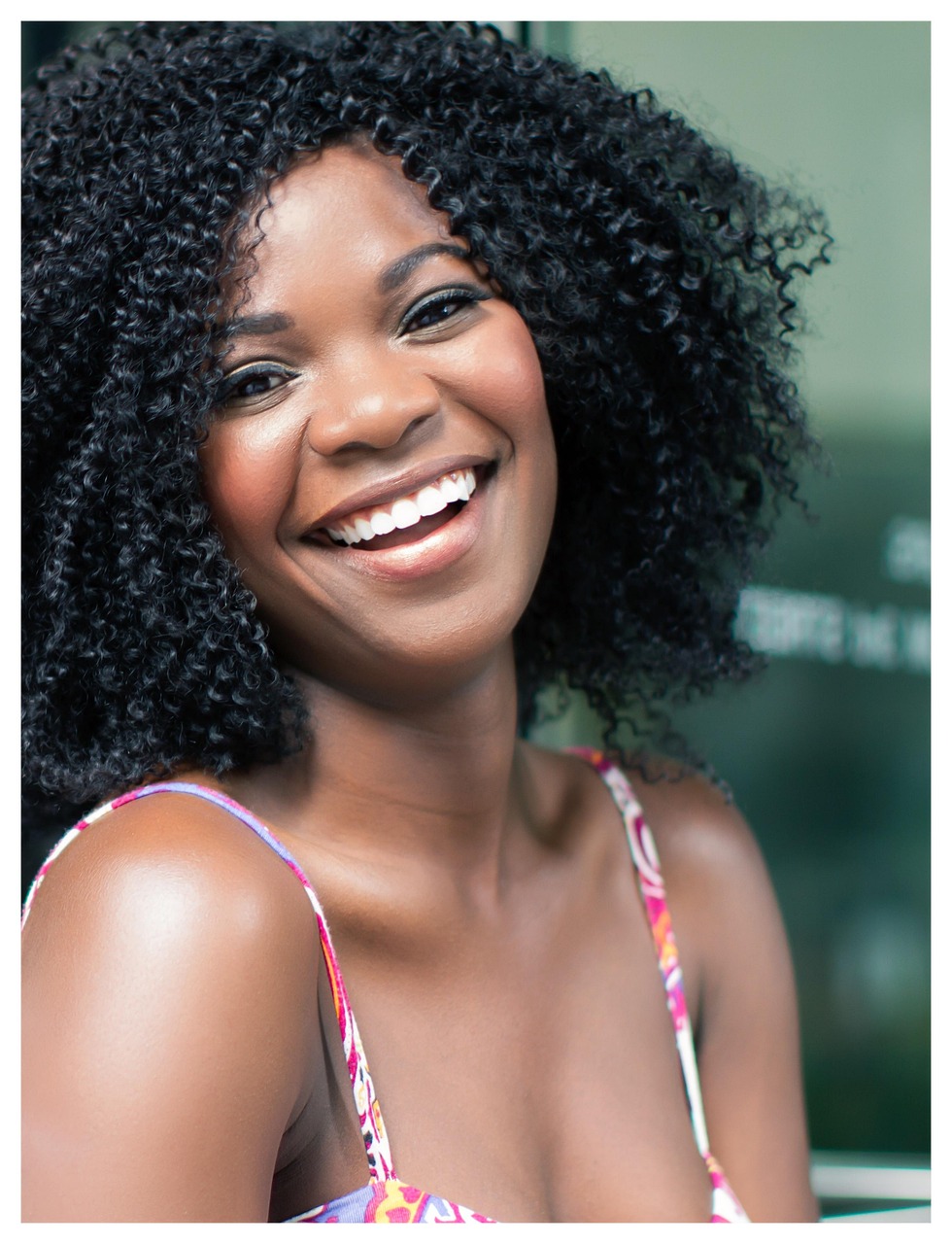 smile, happy, people, fun, young, woman, nature, happiness, girl, smiling, portrait, female, person, cheerful, face, summer, lifestyle, looking, black woman, fashion, attractive, model, glamour, african, posing, black people